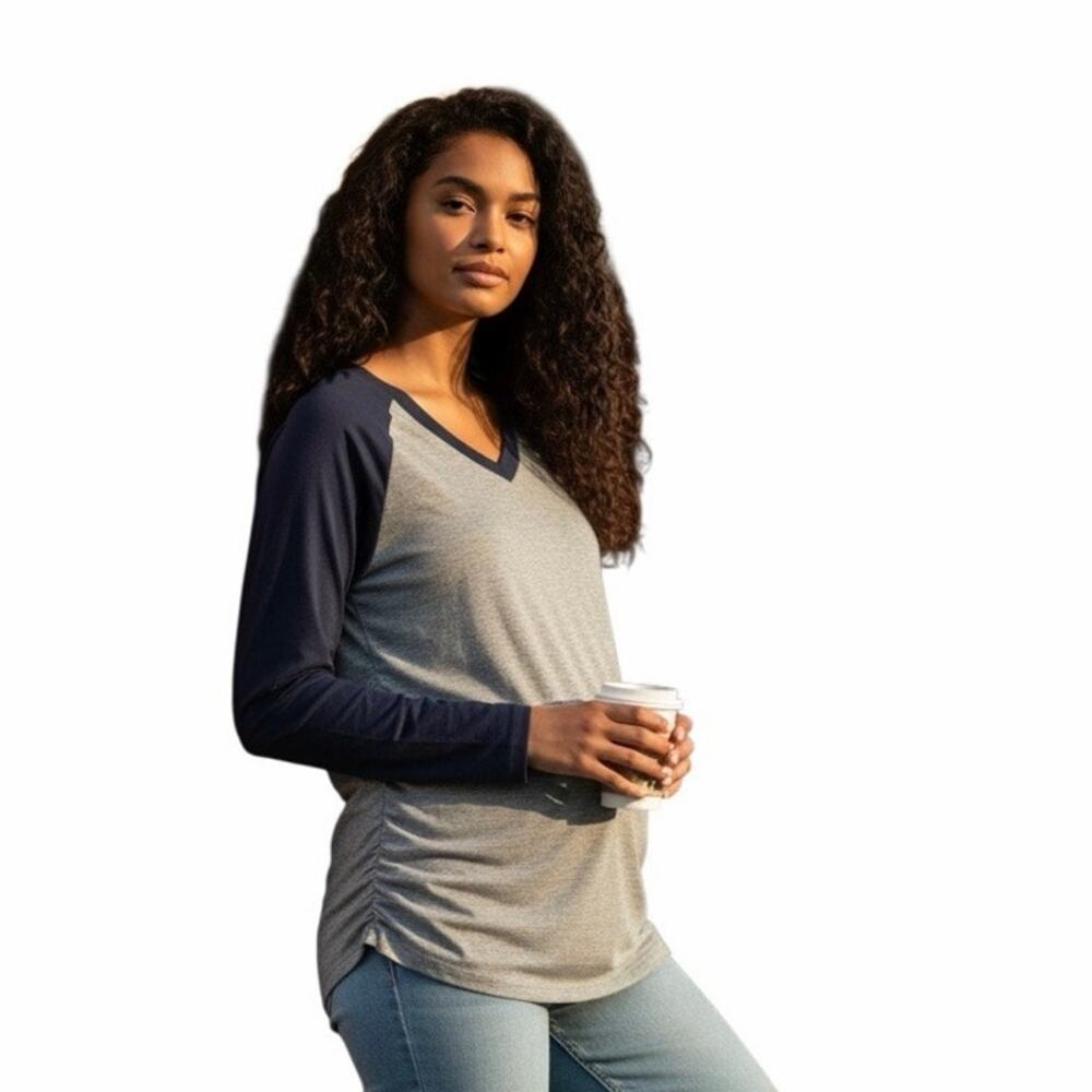 Oakgarden Women’s Long Sleeve Shirt Size Small Grey With Blue Sleeves